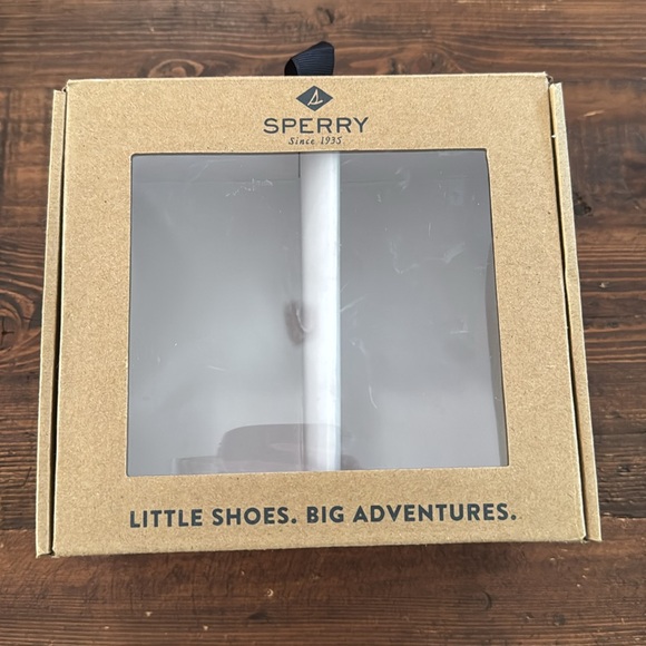 Sperry Tan Kids boat Shoes - Picture 6 of 6